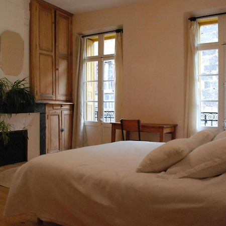 Appartement De Charme Au Coeur D Une Cite Medievale Вилфранш-дьо-Конфлон Екстериор снимка